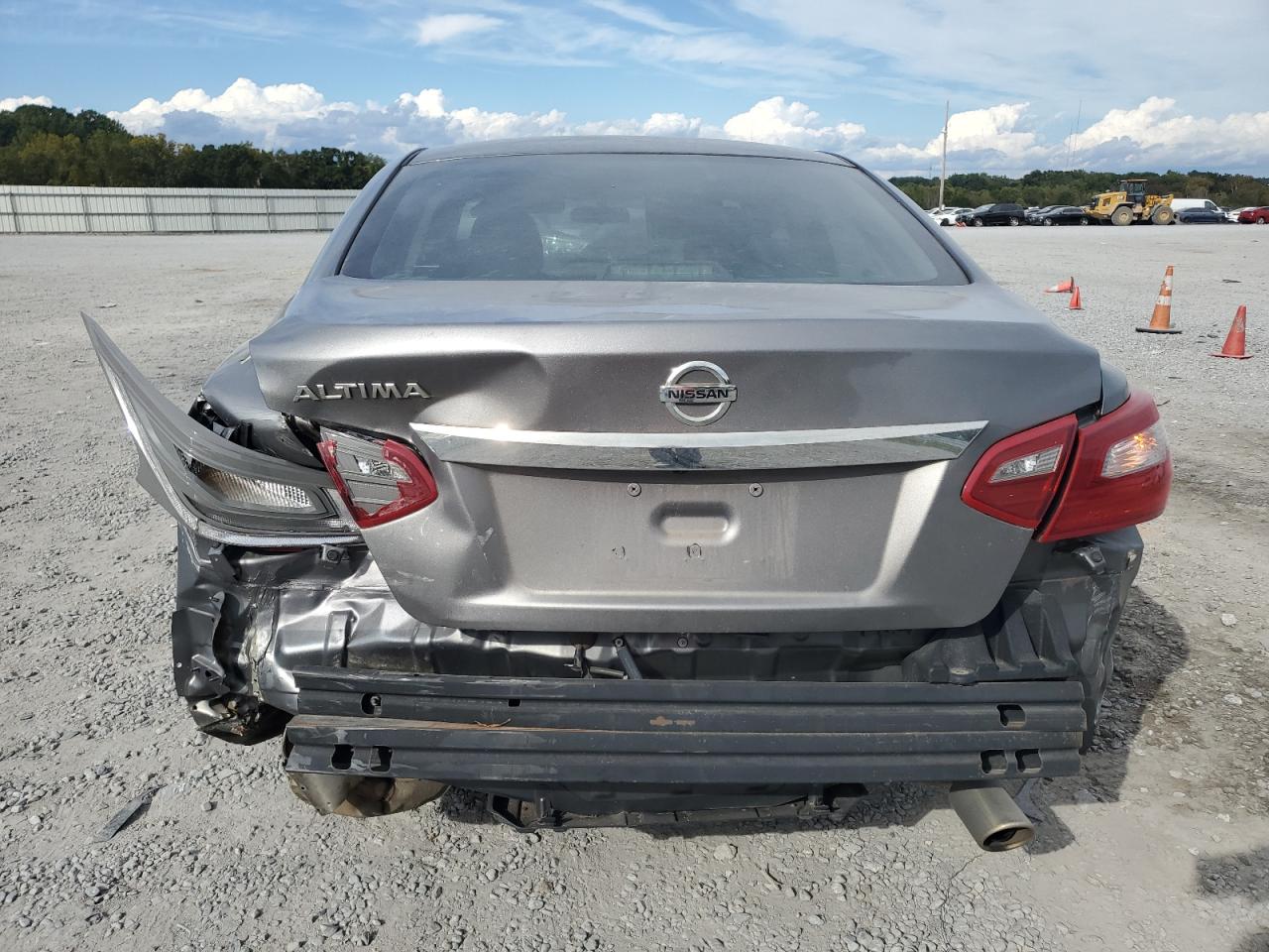 2018 Niss Altima VIN 1N4AL3AP1JC157292 photo 6