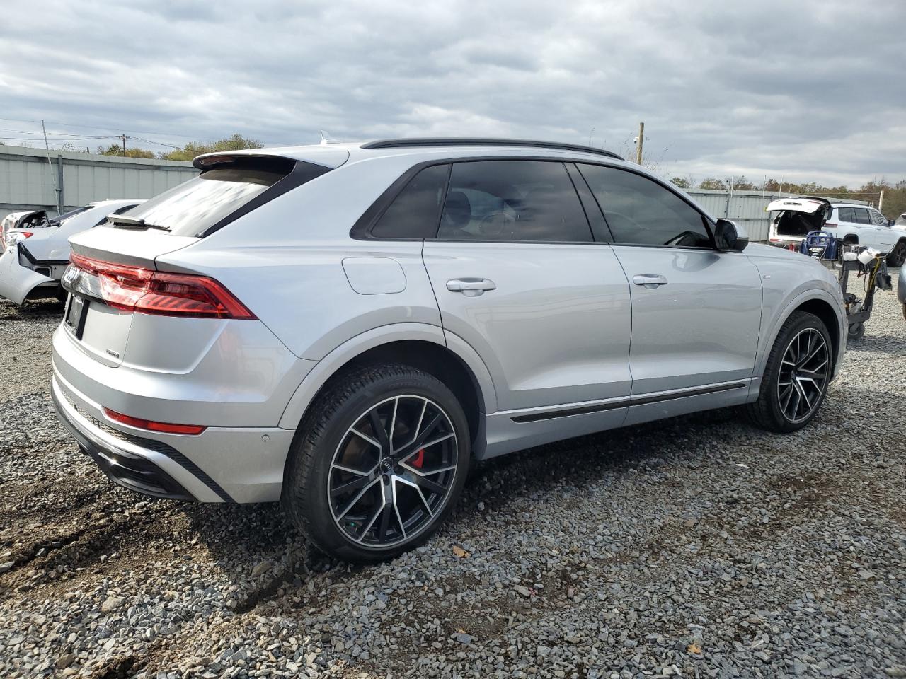 2019 Audi Q8 VIN WA1EVAF14KD020254 photo 3