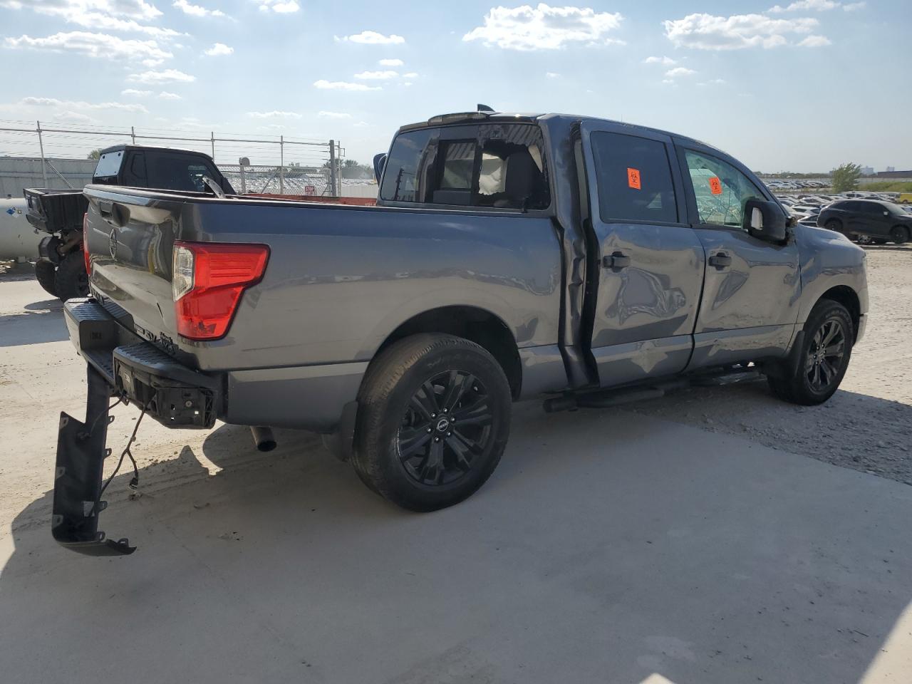 2023 Nissan TITAN VIN 1N6AA1ED3PN105970 photo 3