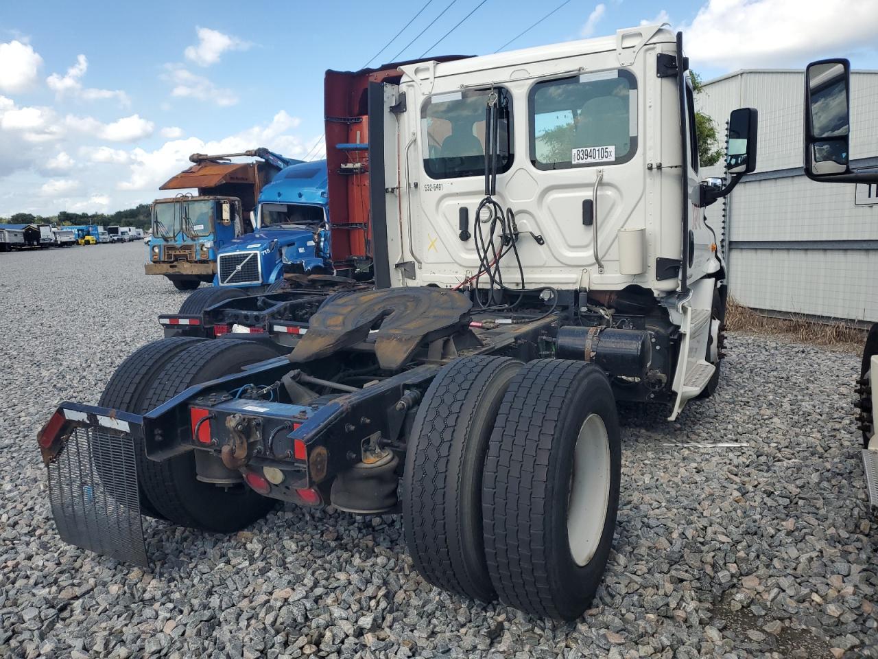 2016 FREIGHTLINER All other VIN 3AKBGADV9GSHB2527 photo 4