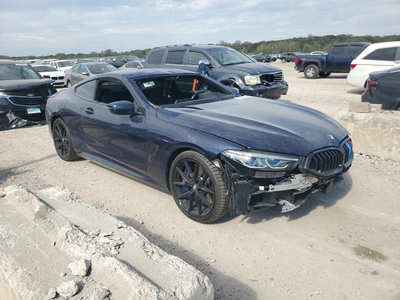 2022 BMW M8 VIN WBABC4C08NCH98157 photo 4