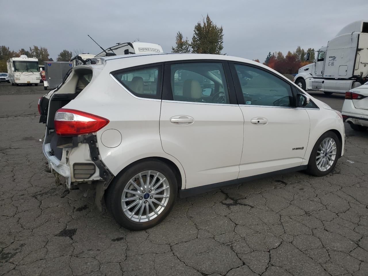 2013 Ford Cmax VIN 1FADP5BU7DL550316 photo 3