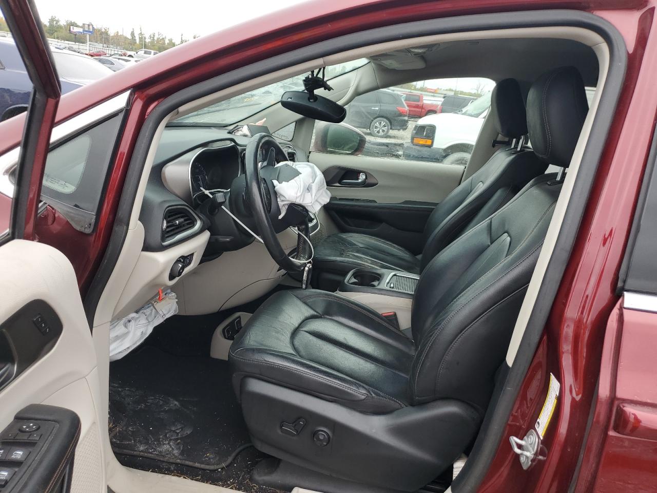 2020 Chrysler Pacifica VIN 2C4RC1EG2LR123822 photo 7