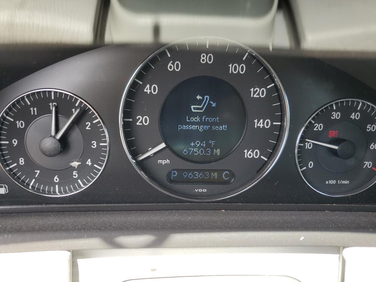 2005 Mercedes Clk-class VIN WDBTK65J85F152140 photo 9