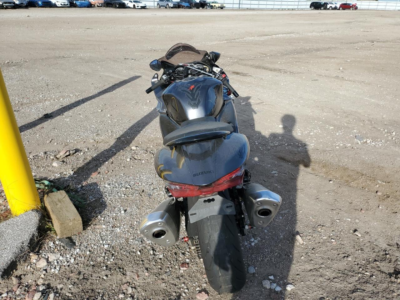 2024 Suzuki Gsx1300 rr VIN JS1EJ11B0R7101210 photo 4