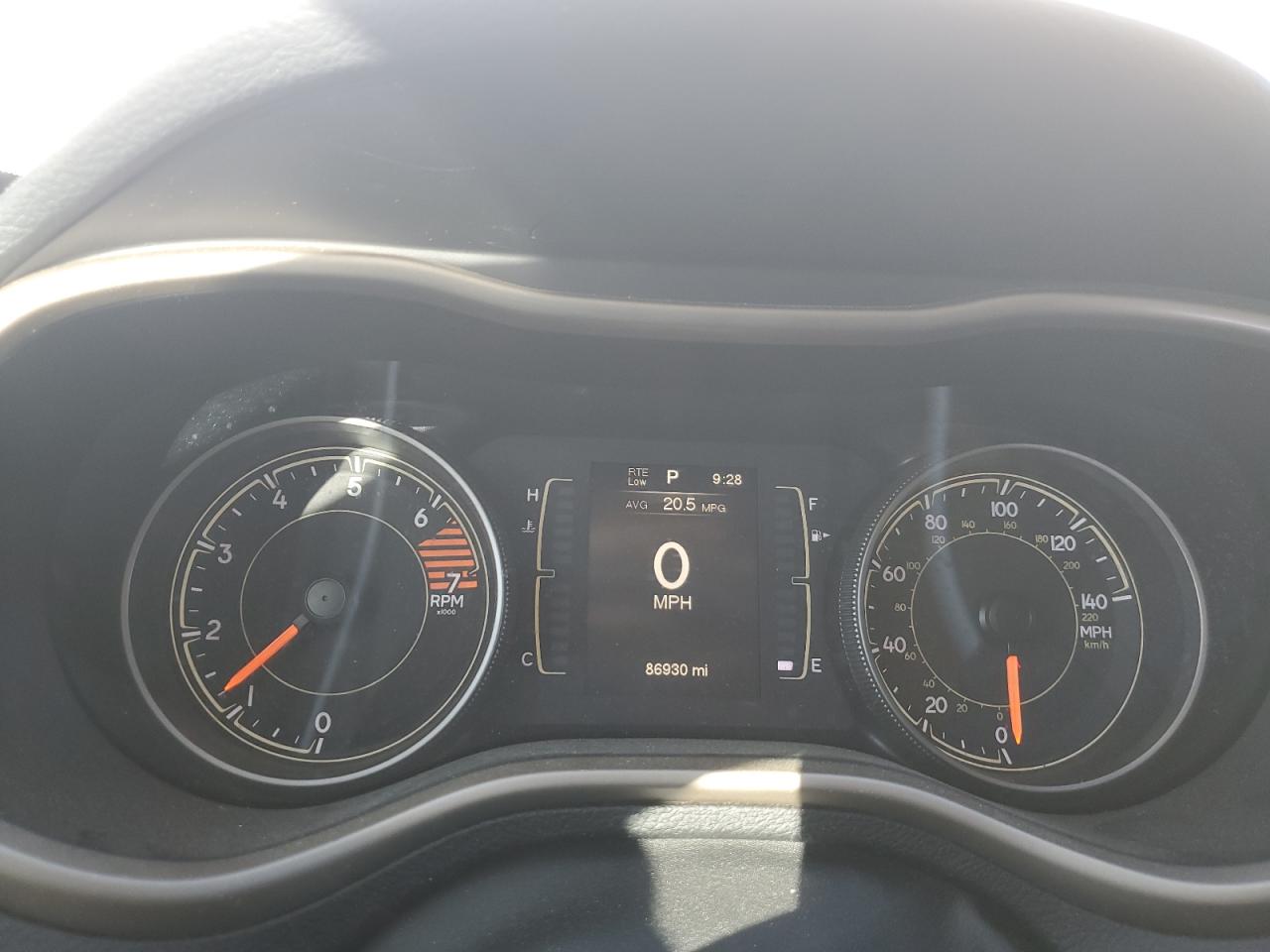 2016 Jeep Grand cher VIN 1C4PJLCB8GW356133 photo 9
