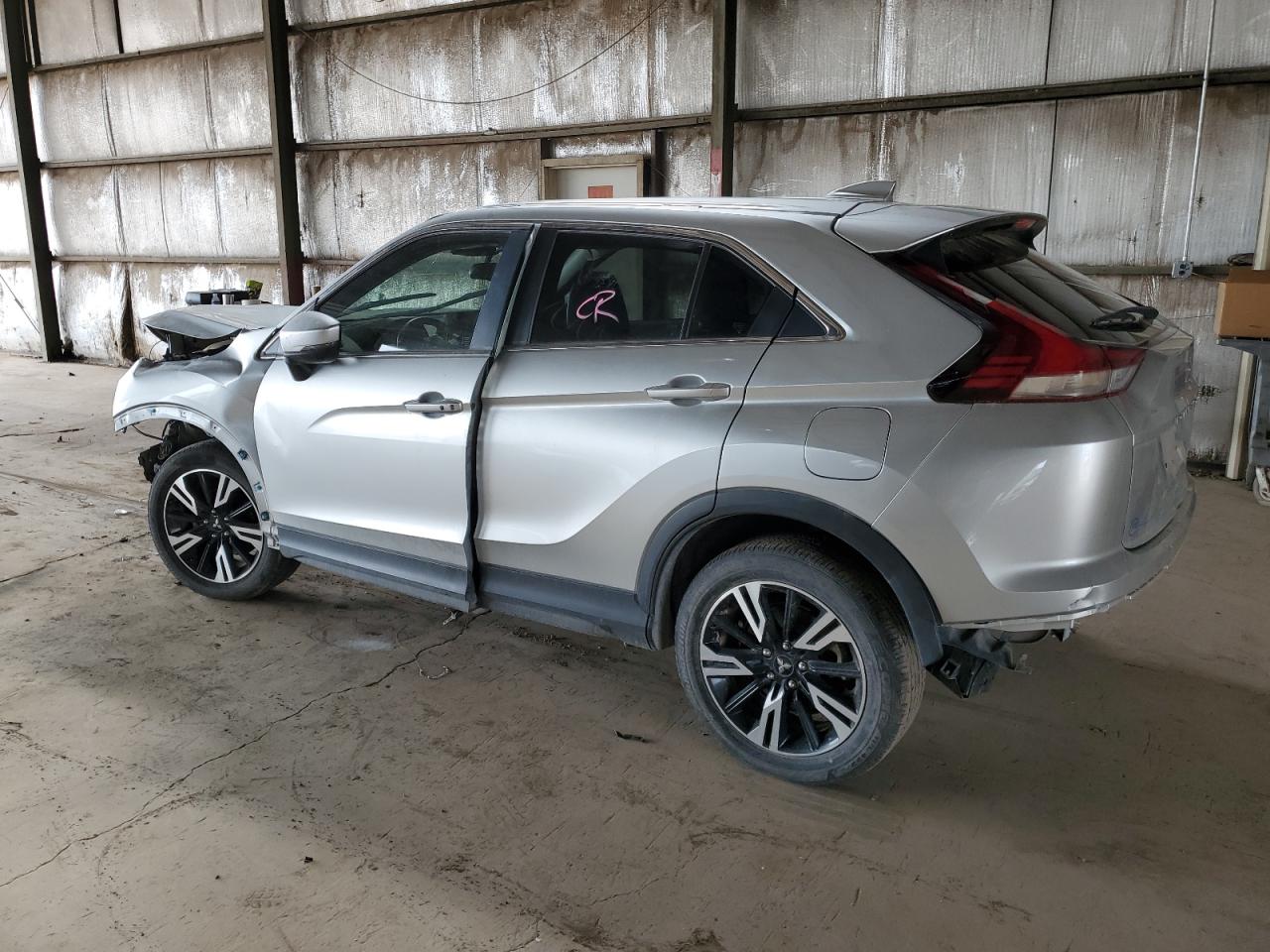 2023 Mitsubishi ECLIPSE VIN JA4ATWAA1PZ036494 photo 2