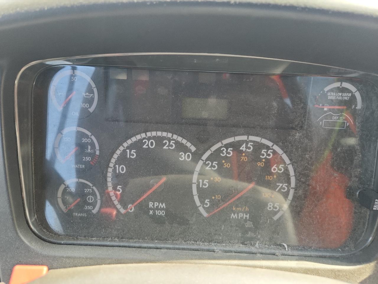2012 FREIGHTLINER All models VIN 4UZABRDU7CCBP5458 photo 8