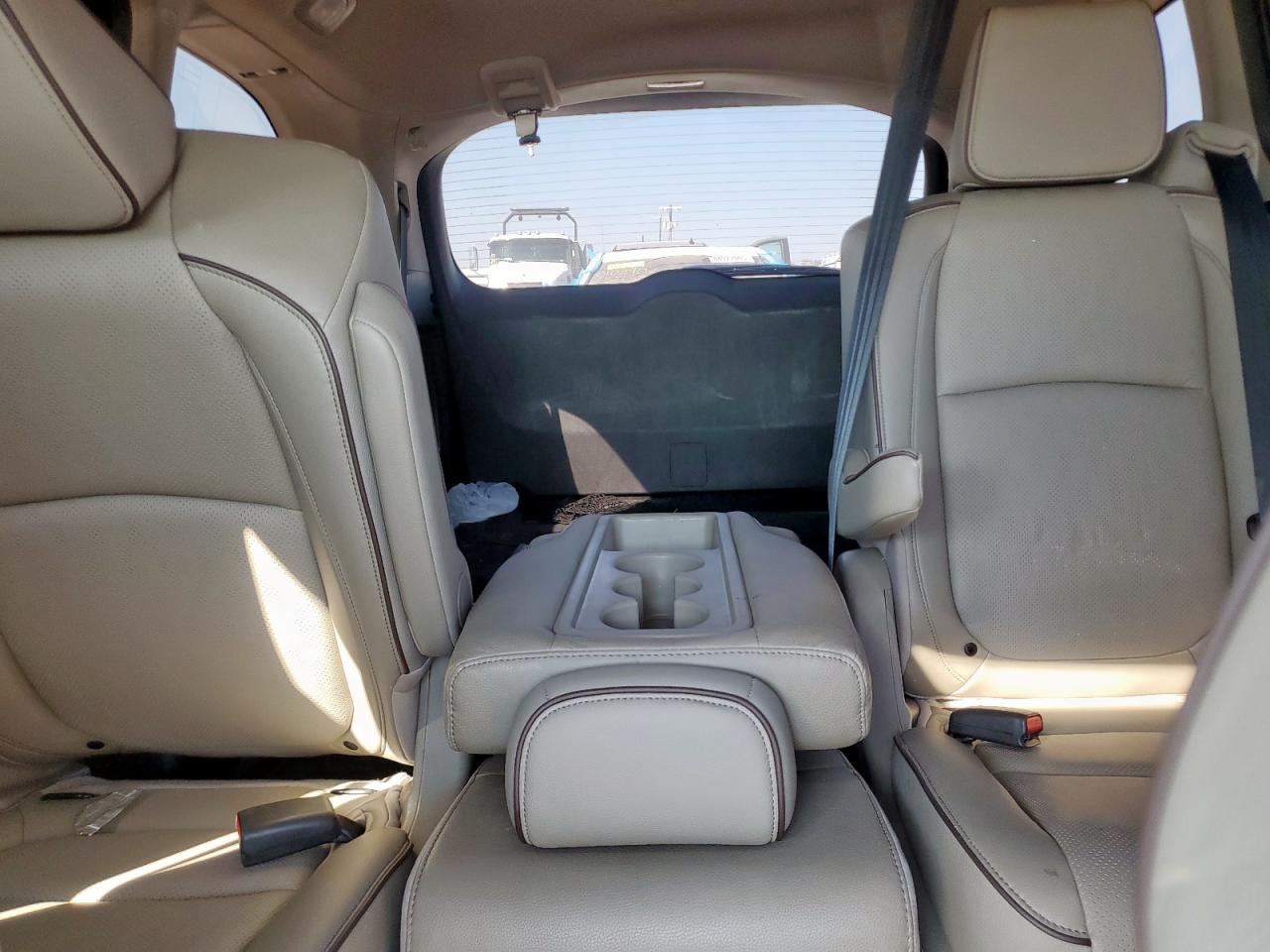 2023 Honda Odyssey VIN 5FNRL6H93PB023305 photo 10