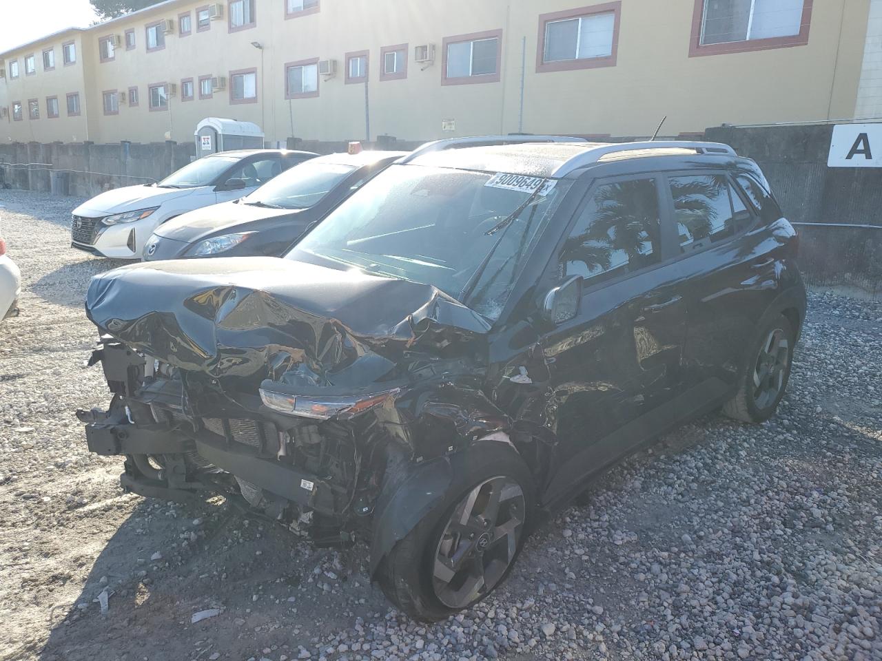 2024 Hyundai Venue VIN KMHRC8A38RU298241 photo 1