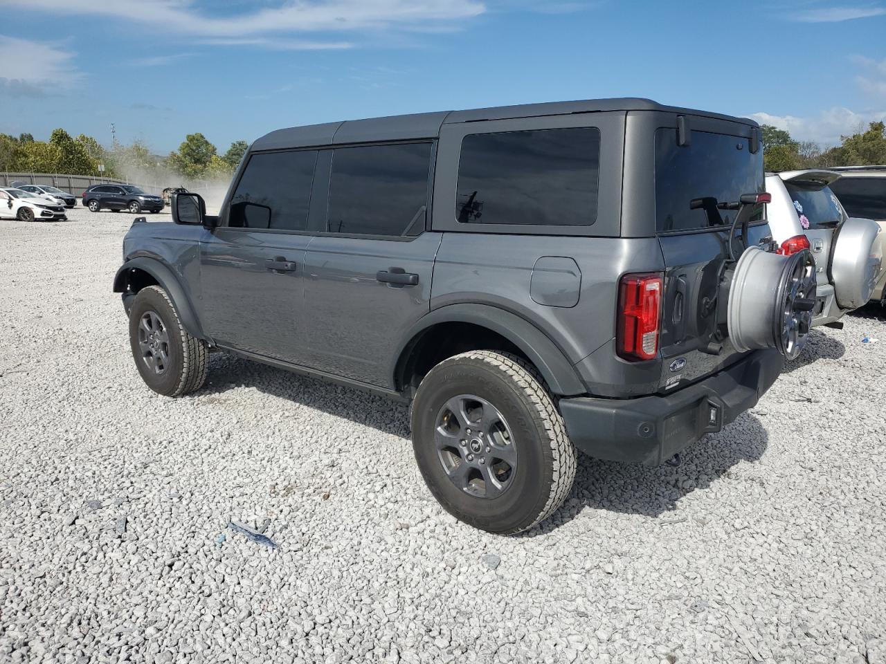 2024 Ford Bronco big VIN 1FMDE7BH4RLB37111 photo 2