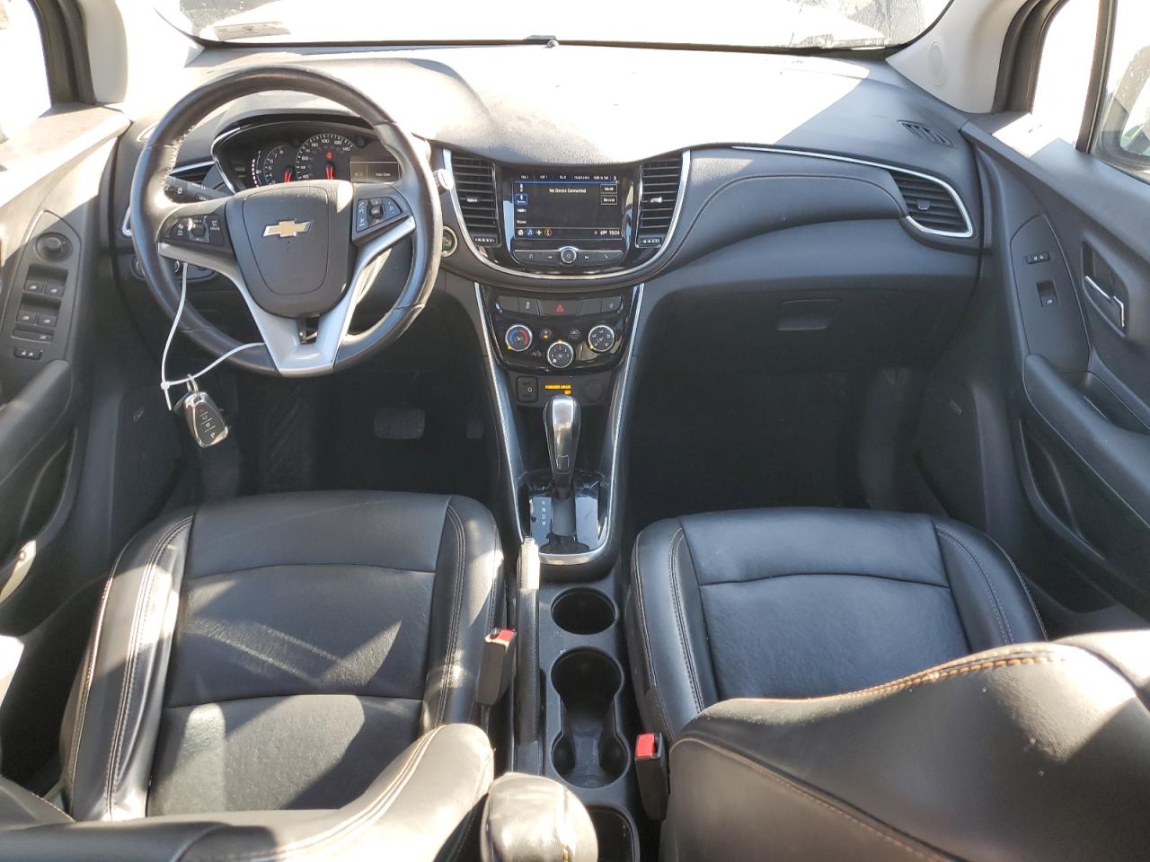 2018 Chevrolet Trax VIN 3GNCJRSB4JL311178 photo 8