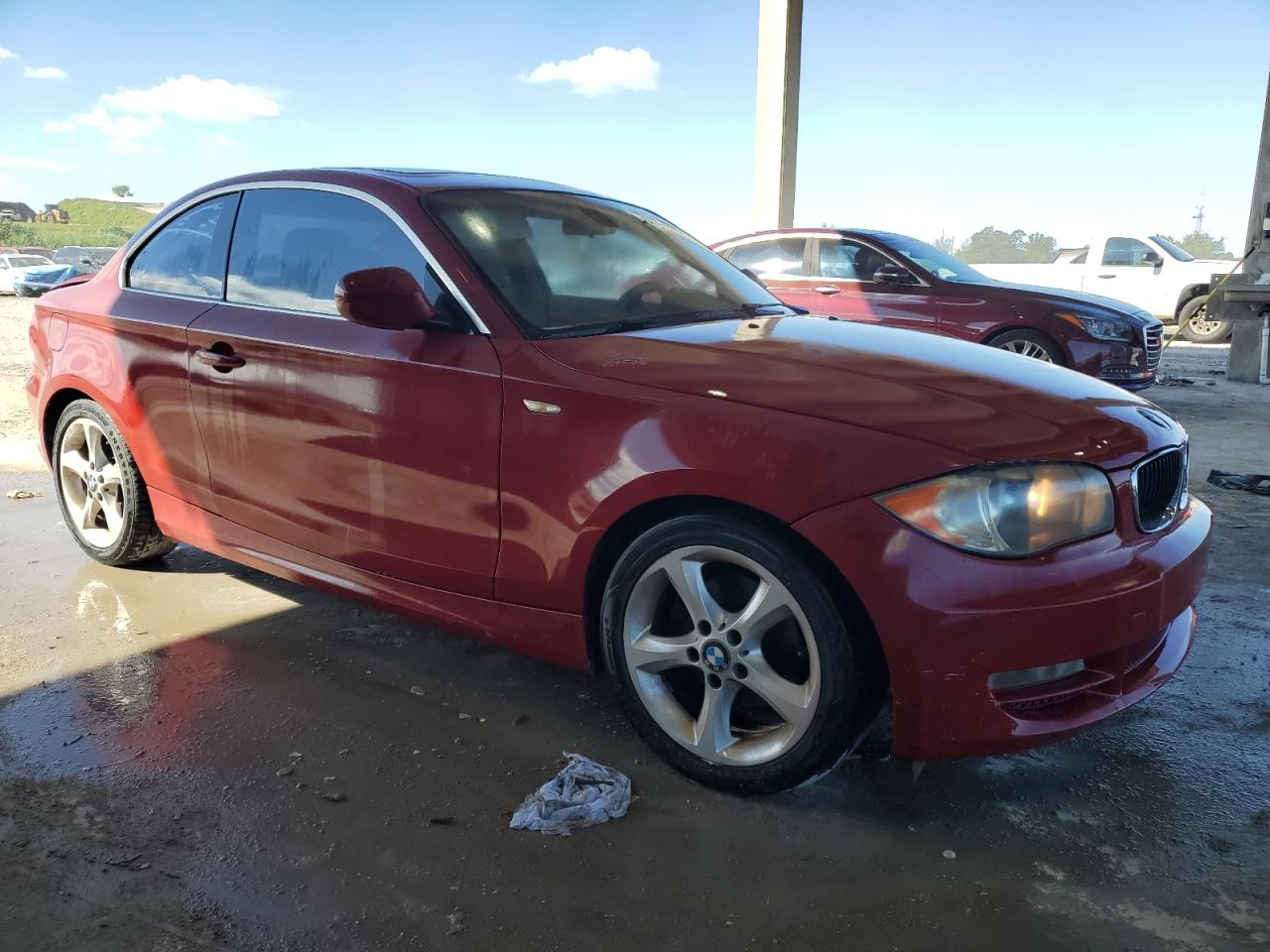 2010 BMW 1 series VIN WBAUP7C56AVK77489 photo 4