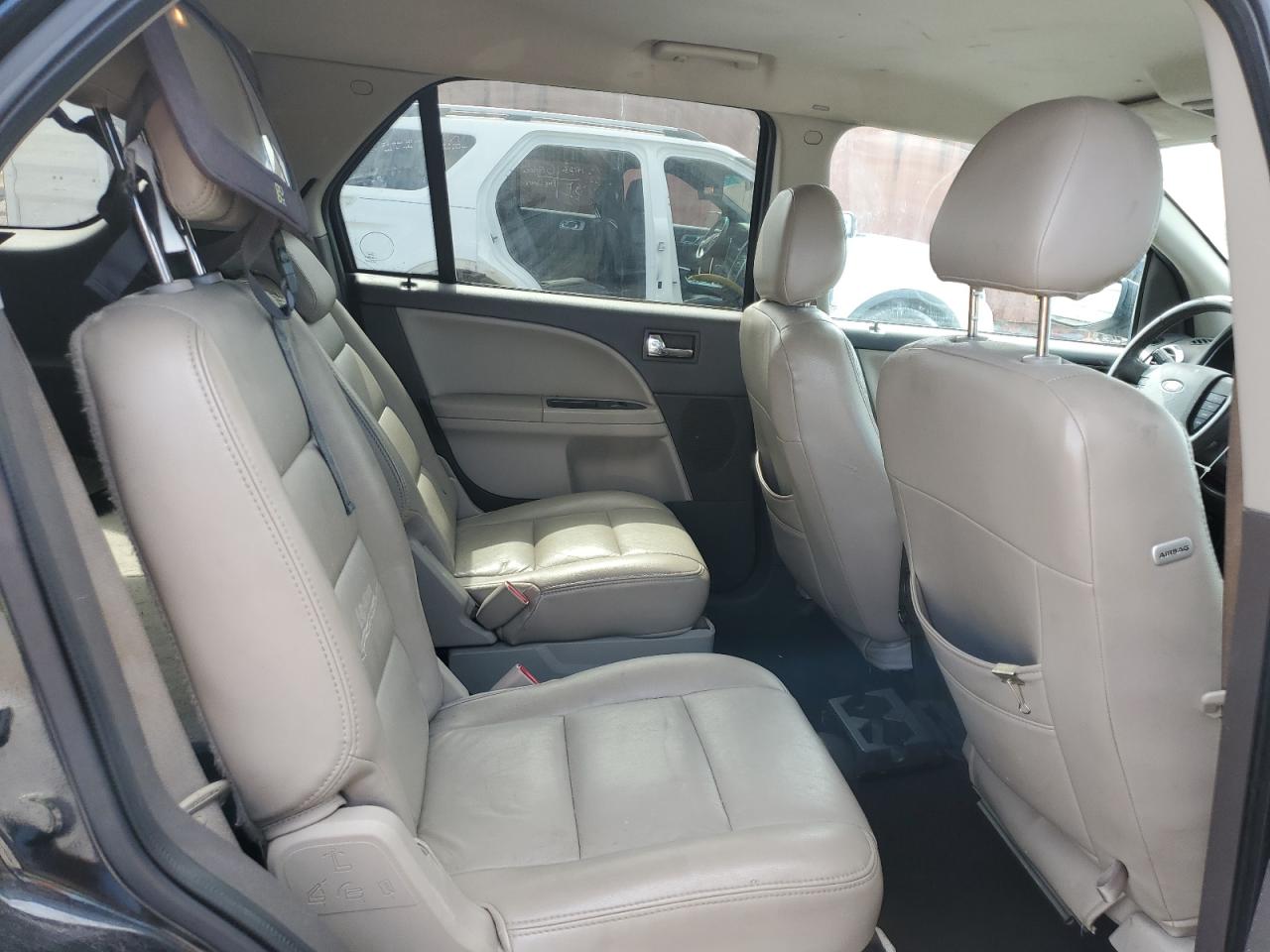 2009 Ford Taurus VIN 1FMDK02W29GA03382 photo 11