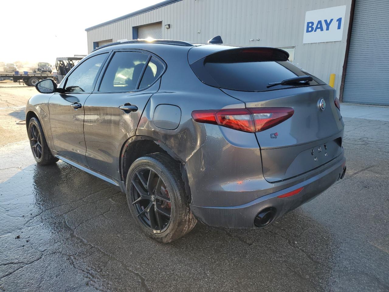 2020 Alfa Stelvio VIN ZASPAKBN7L7C88764 photo 2