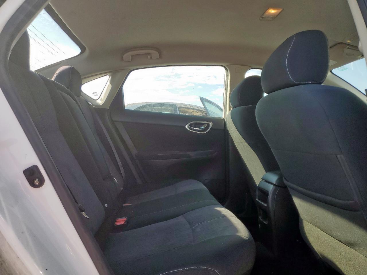 2014 NISS Sentra VIN 3N1AB7AP1EL664646 photo 10
