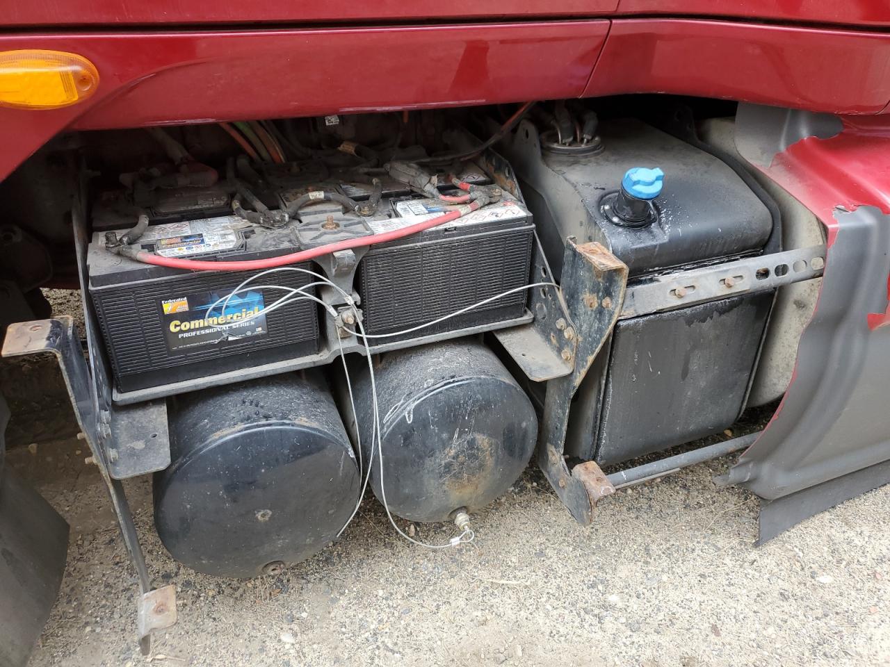 2019 International All models VIN 3HSDZAPR9KN240845 photo 9