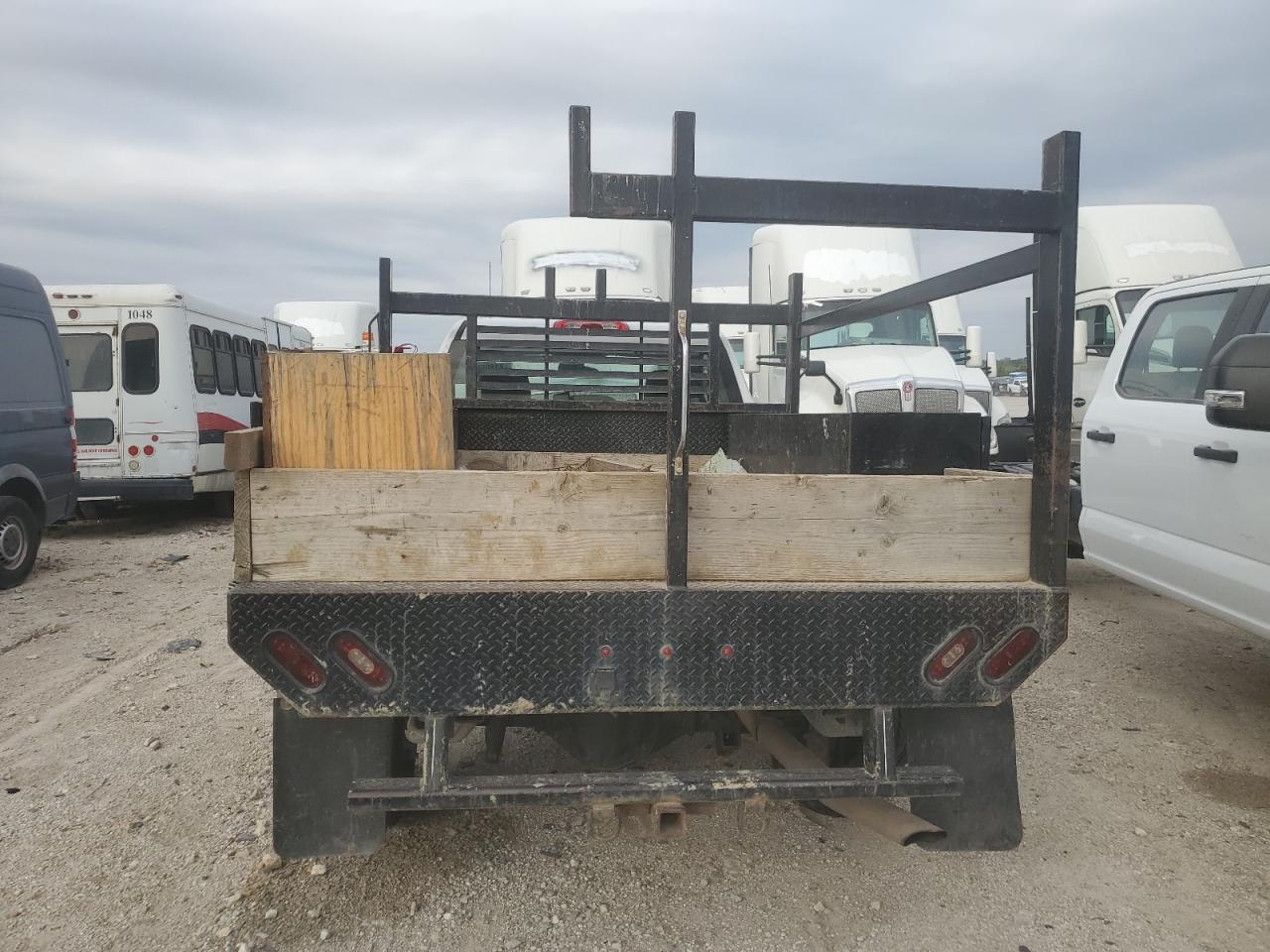 2020 Chevrolet All models VIN 1GC3WRE77LF245613 photo 6