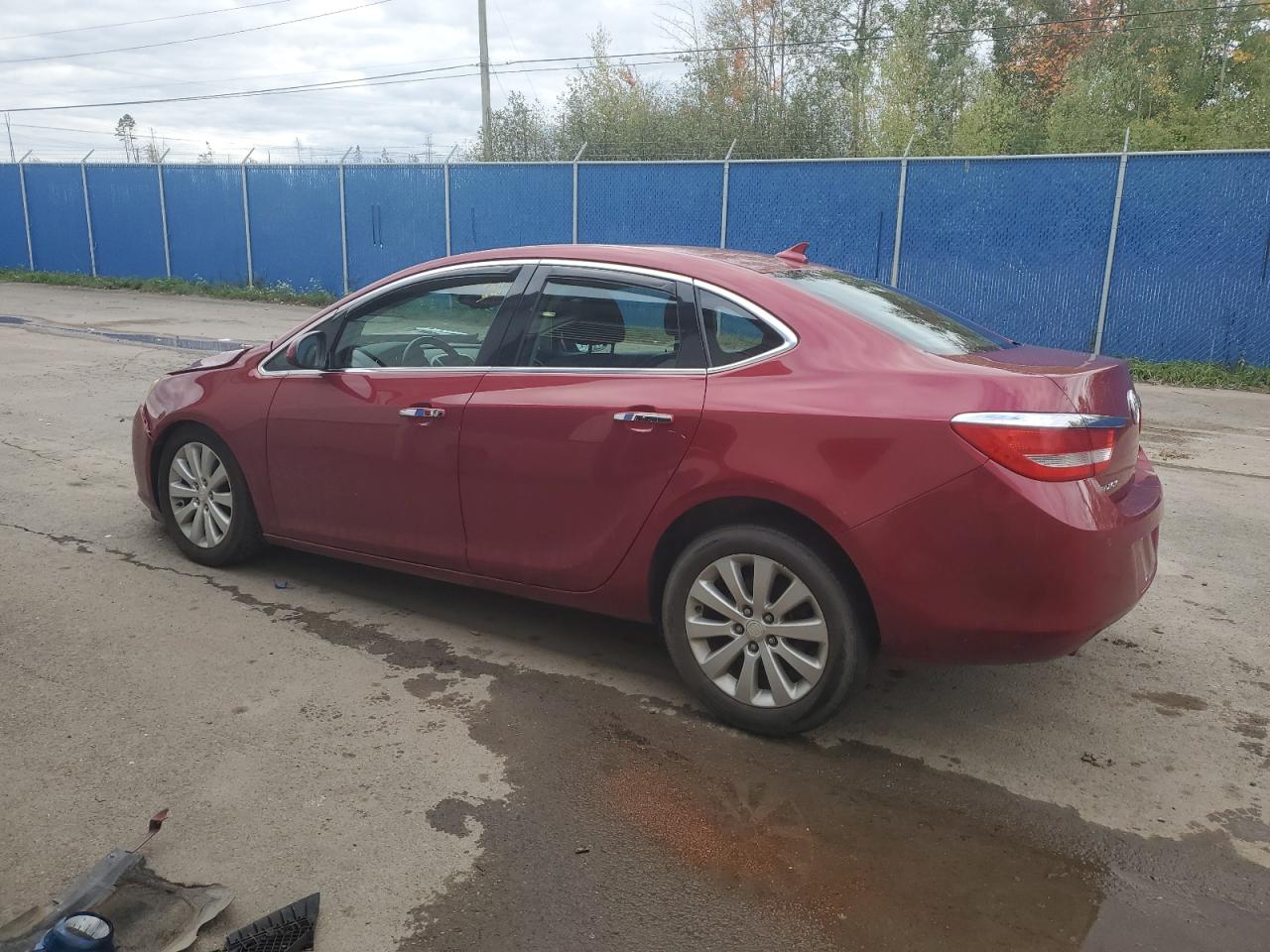 2012 Buick Verano VIN 1G4PS5SK0C4209297 photo 2