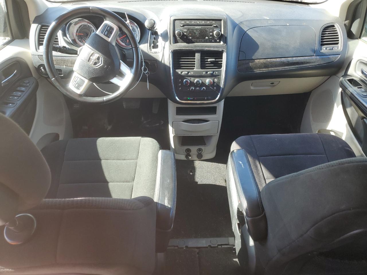2011 Dodge Caravan VIN 2D4RN4DG9BR778803 photo 8