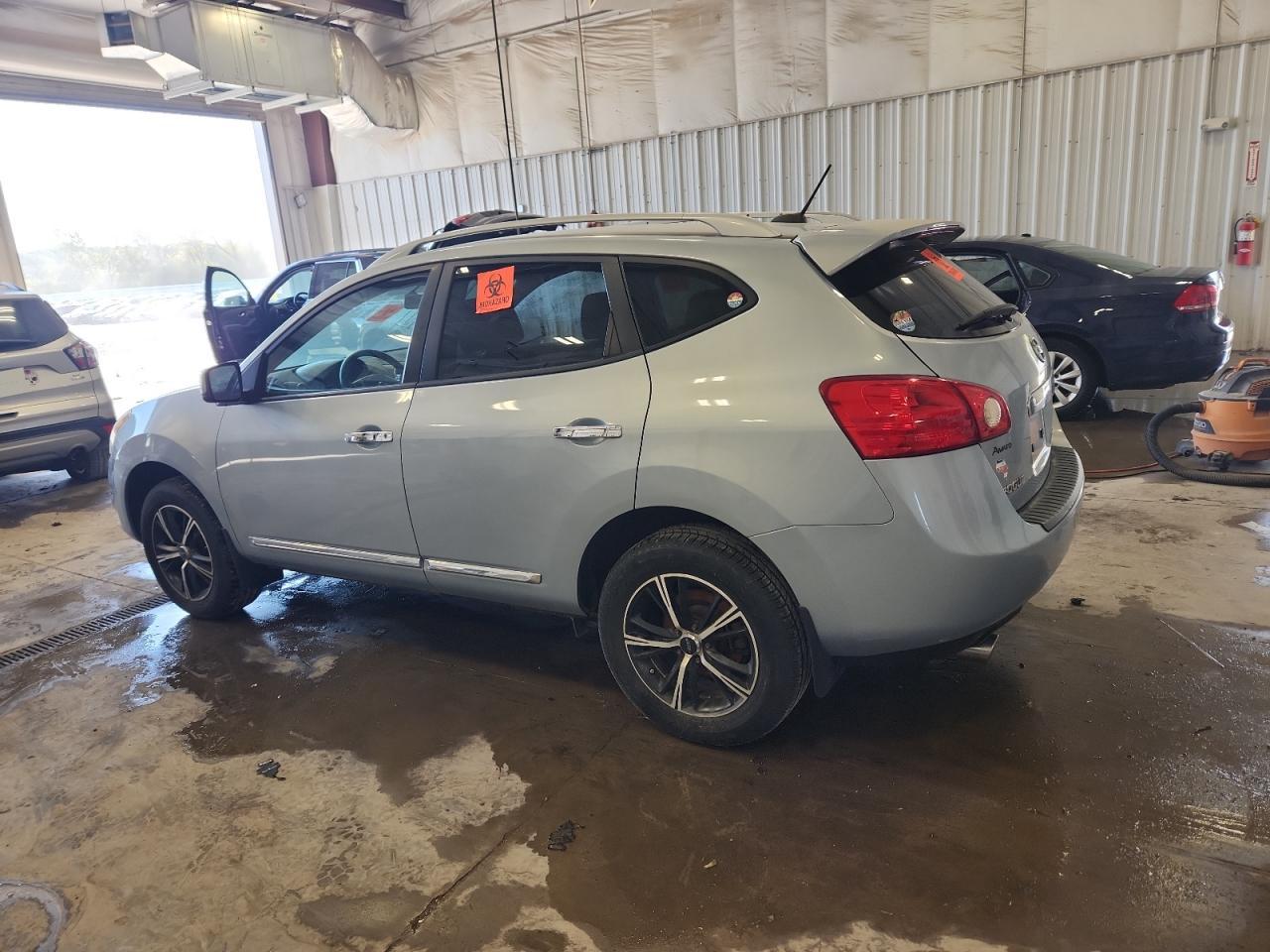 2011 Nissan Rogue VIN JN8AS5MV5BW311252 photo 2