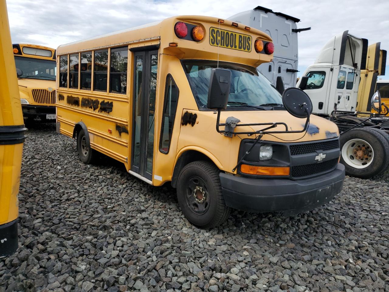 2011 CHEVROLET Express VIN 1GBHG31C491153825 photo 4