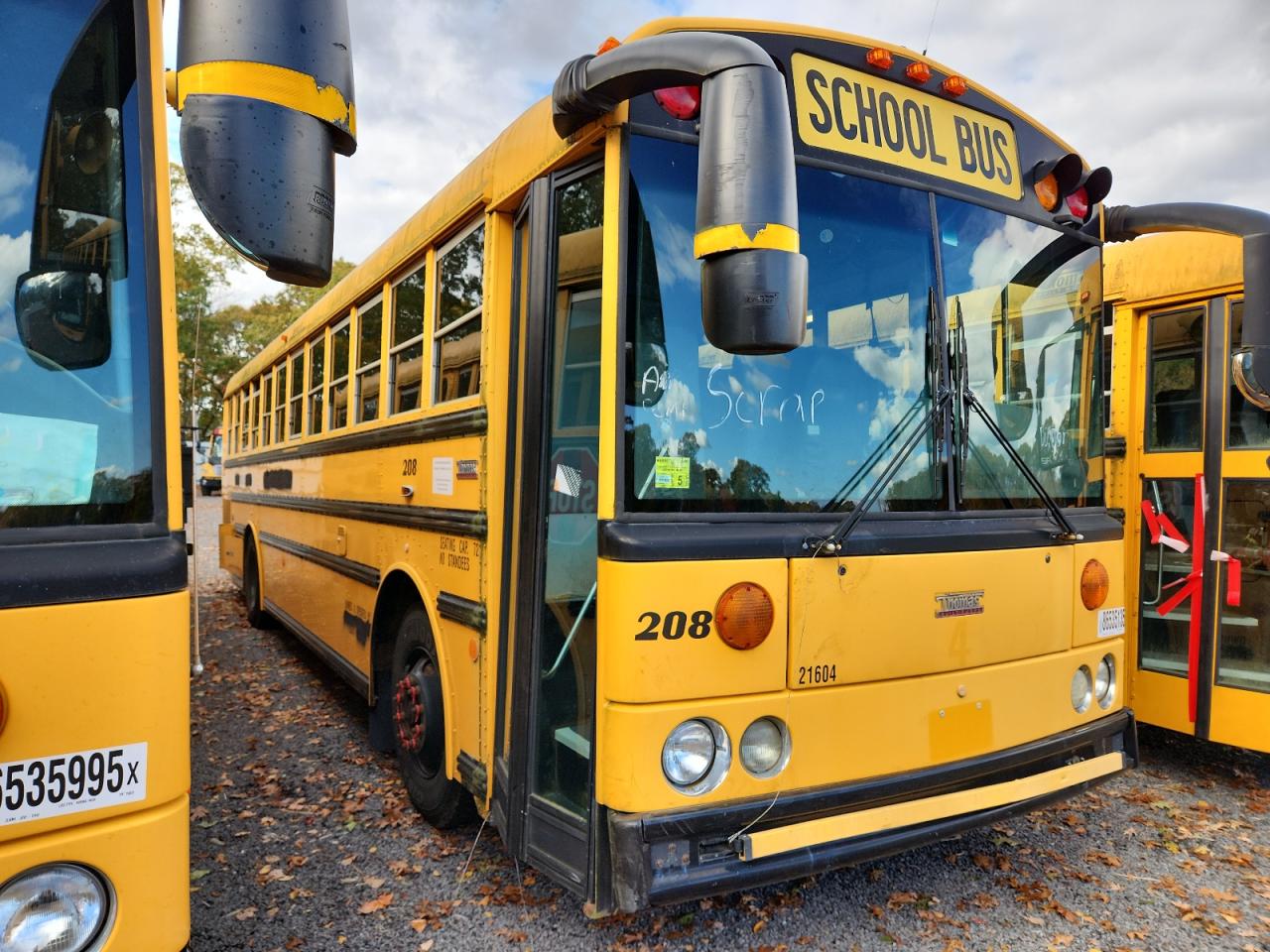 2012 THOMAS Saf-t-line VIN 1T7YN4E25C1149995 photo 1