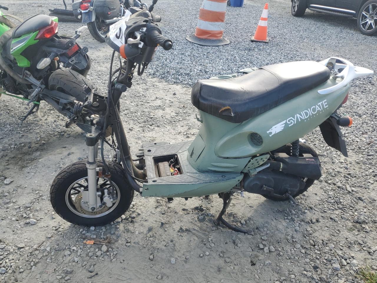 2019 OTHR Motorcycle VIN LB2GATAA0K1000267 photo 3