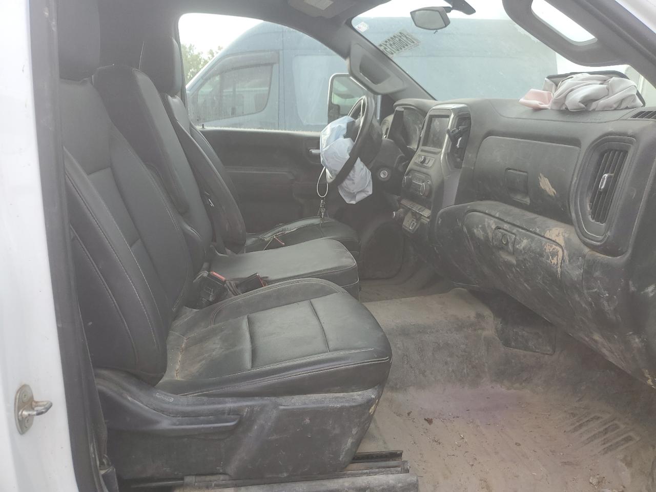 2020 Chevrolet All models VIN 1GC3WRE77LF245613 photo 10