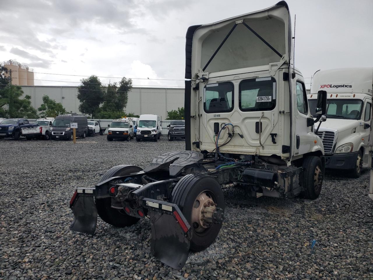 2016 FREIGHTLINER All other VIN 3AKBGADV2GSHB2532 photo 4