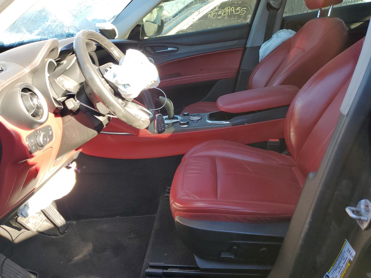 2020 Alfa Stelvio VIN ZASPAKBN7L7C88764 photo 7