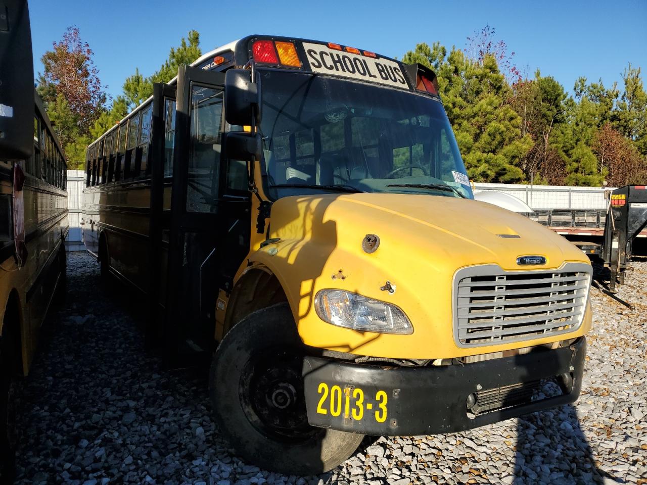 2013 FREIGHTLINER Chassis b2b VIN 4UZABRDU2DCBR9426 photo 1