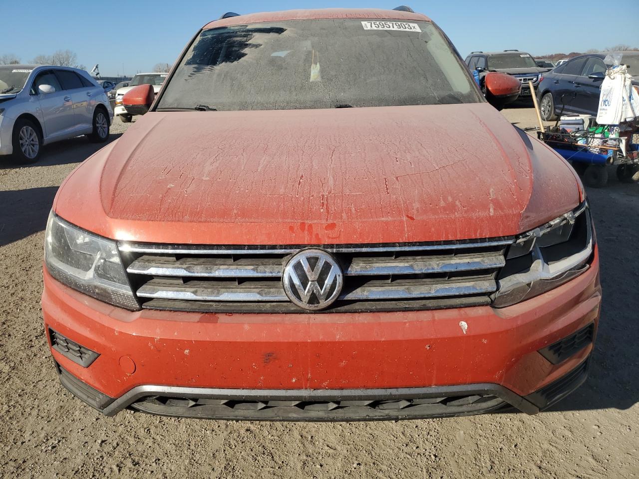 2019 VOLKSWAGEN Tiguan VIN 3VV1B7AX5KM103872 photo 5