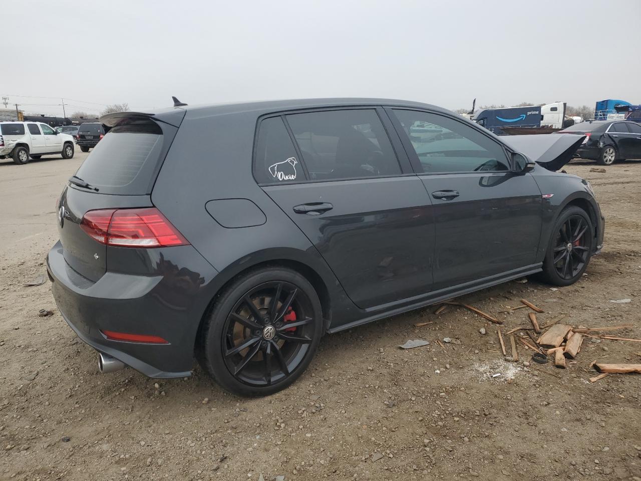 2019 VOLKSWAGEN Gti VIN 3VW5T7AU5KM004937 photo 3