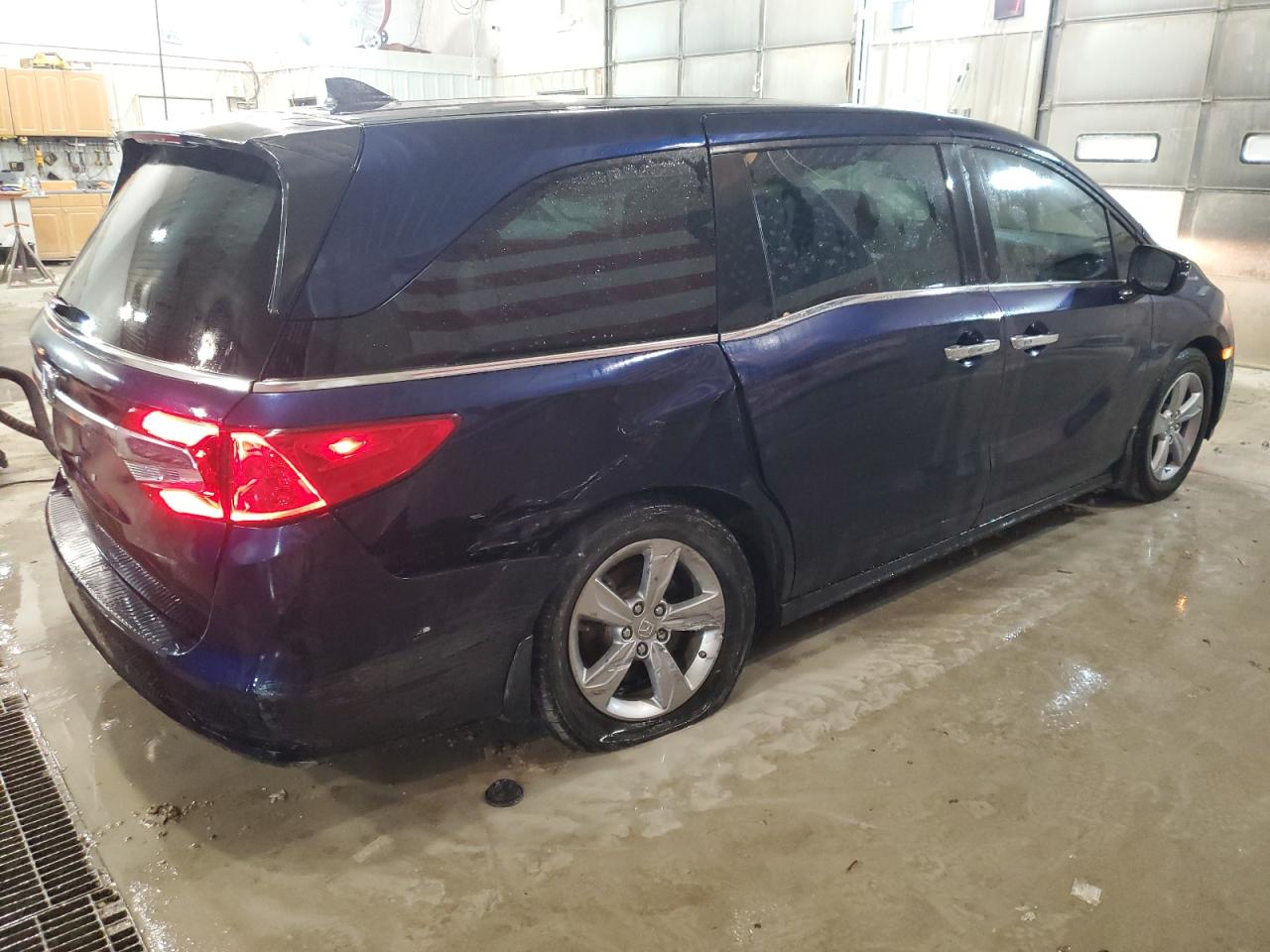 2019 HONDA Odyssey VIN 5FNRL6H52KB124079 photo 3