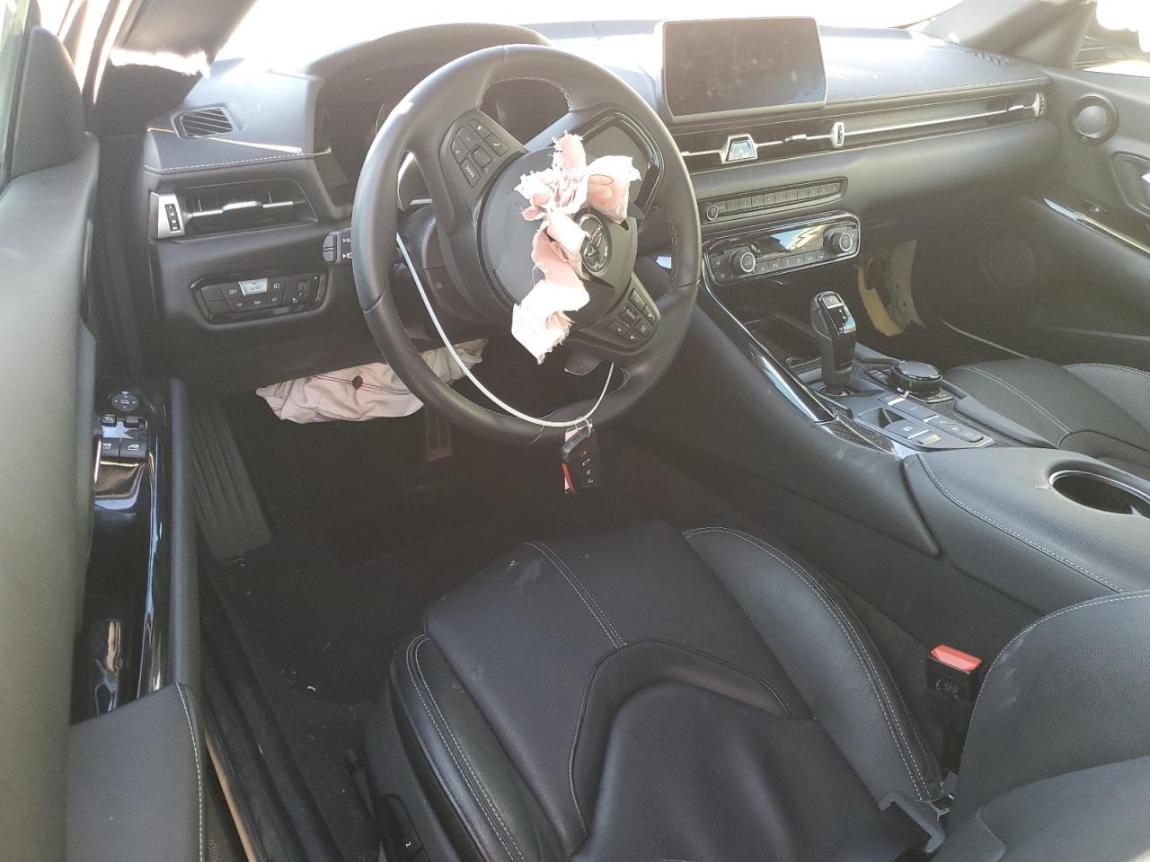 2021 TOYOTA Supra VIN WZ1DB0C08MW045912 photo 8