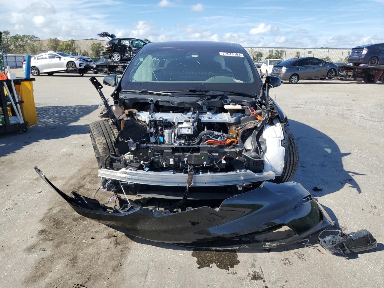 2022 TESLA Model x VIN 7SAXCBE6XNF353324 photo 5