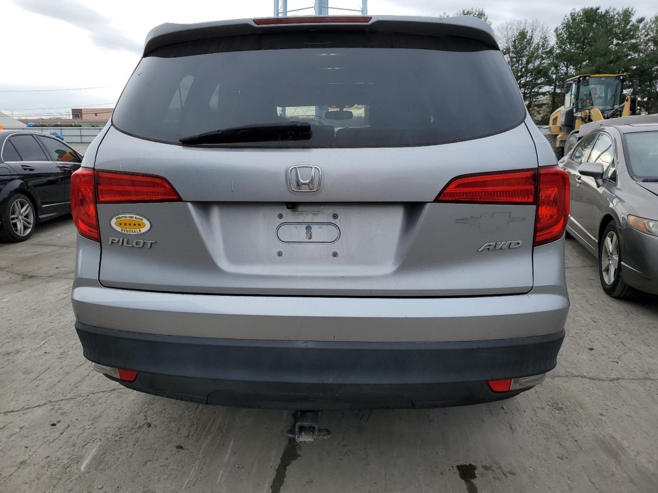 2016 HONDA Pilot VIN 5FNYF6H53GB107589 photo 6