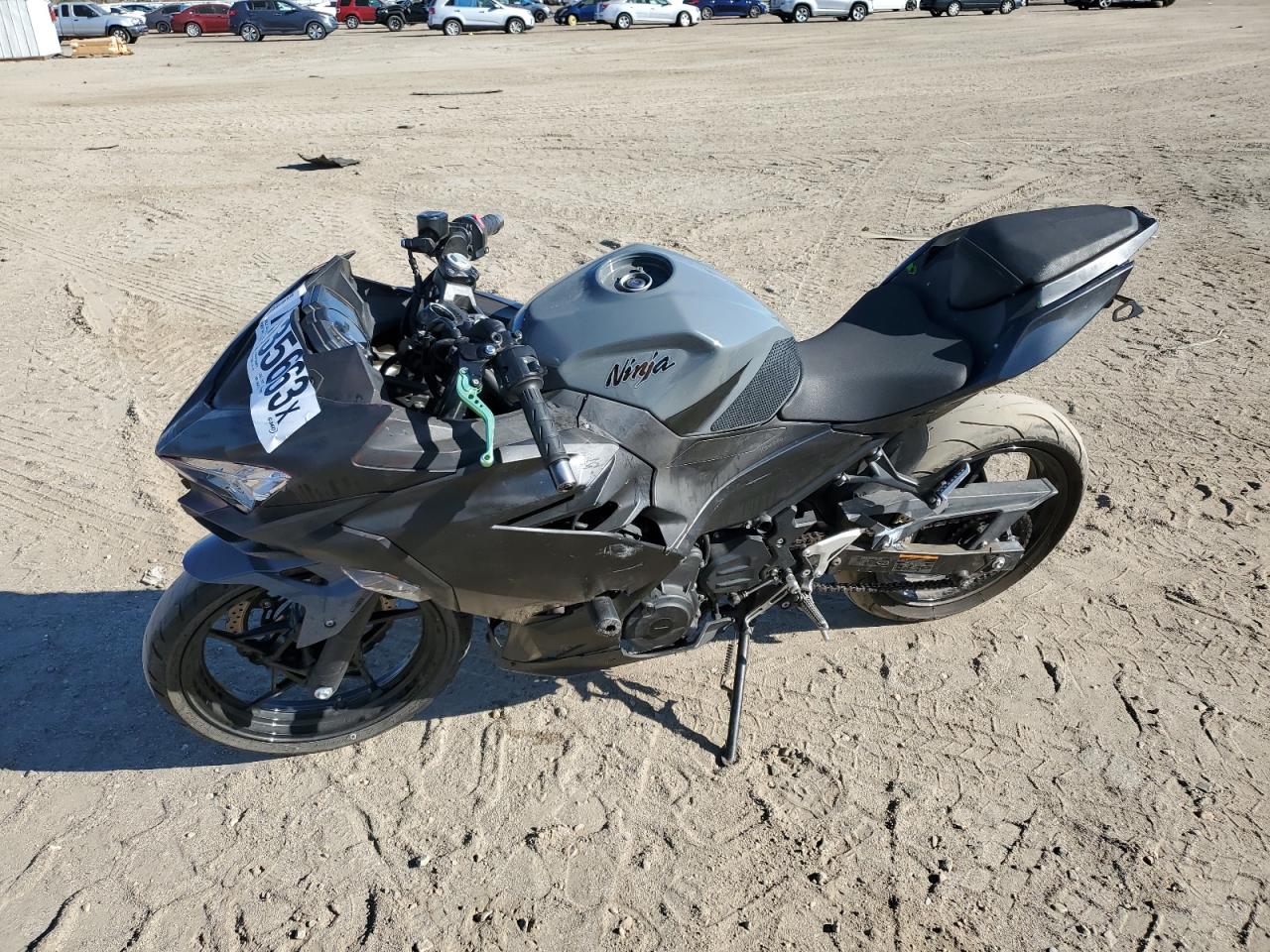 2019 KAWASAKI EX400 VIN JKAEXKG1XKDA25752 photo 2