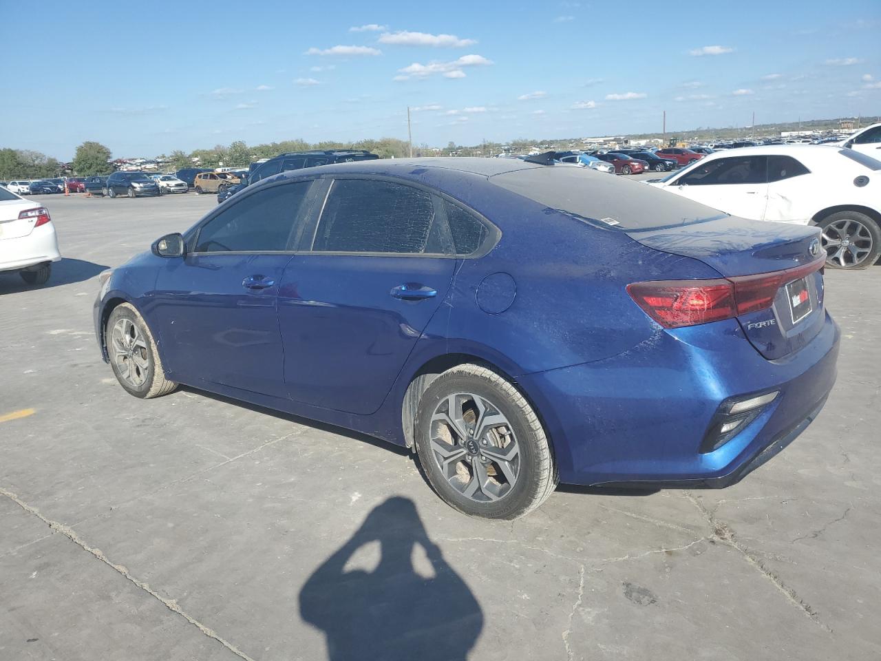 2019 Kia Forte VIN 3KPF24AD2KE029068 photo 2