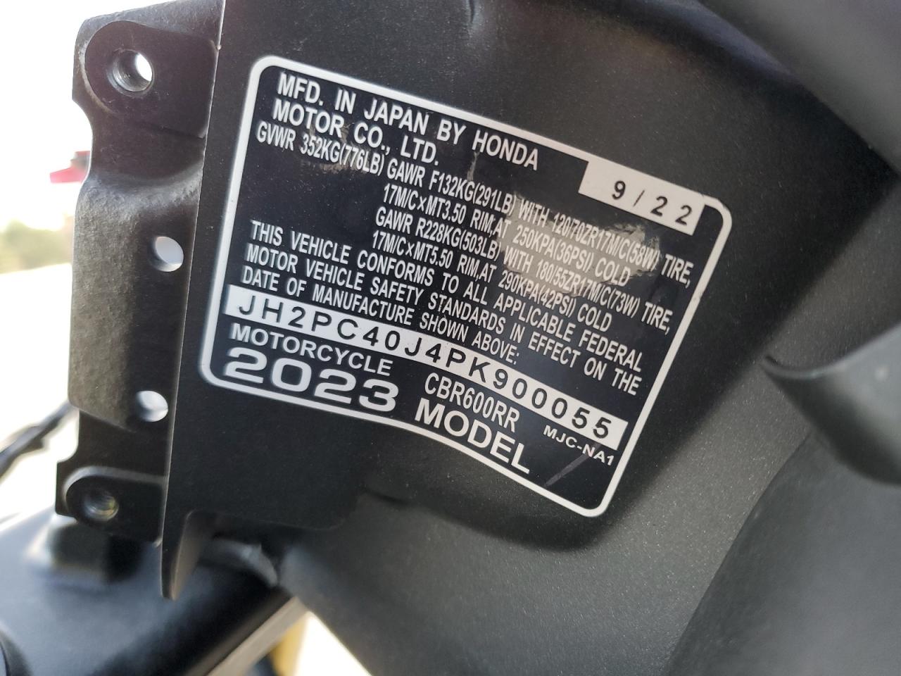 2023 HONDA Cbr cycle VIN JH2PC40J4PK900055 photo 10