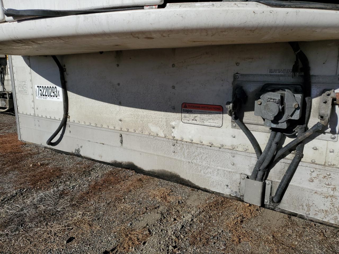 2017 Utility Reefer VIN 1UYVS2538HU931317 photo 8