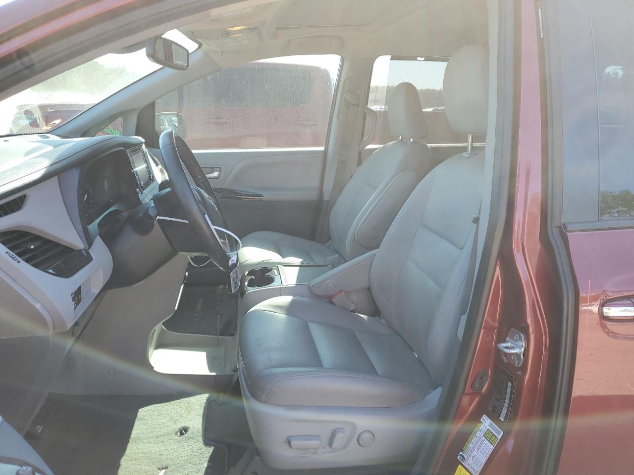 2020 TOYOTA Sienna xle VIN 5TDYZ3DC9LS035975 photo 7