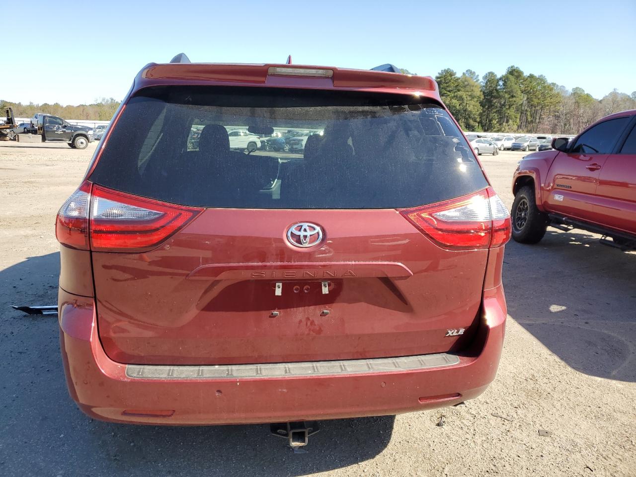 2020 TOYOTA Sienna xle VIN 5TDYZ3DC9LS035975 photo 6