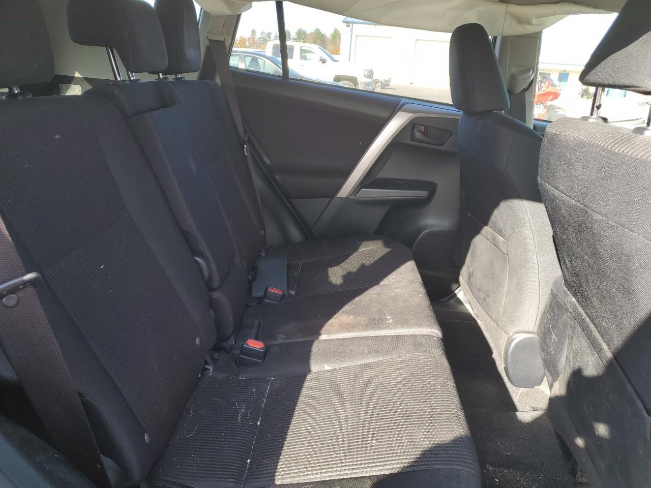2017 Toyota Rav4 VIN JTMBFREV8HJ151111 photo 10