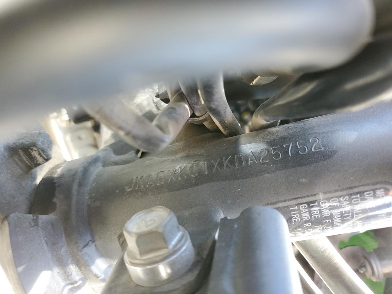 2019 KAWASAKI EX400 VIN JKAEXKG1XKDA25752 photo 10