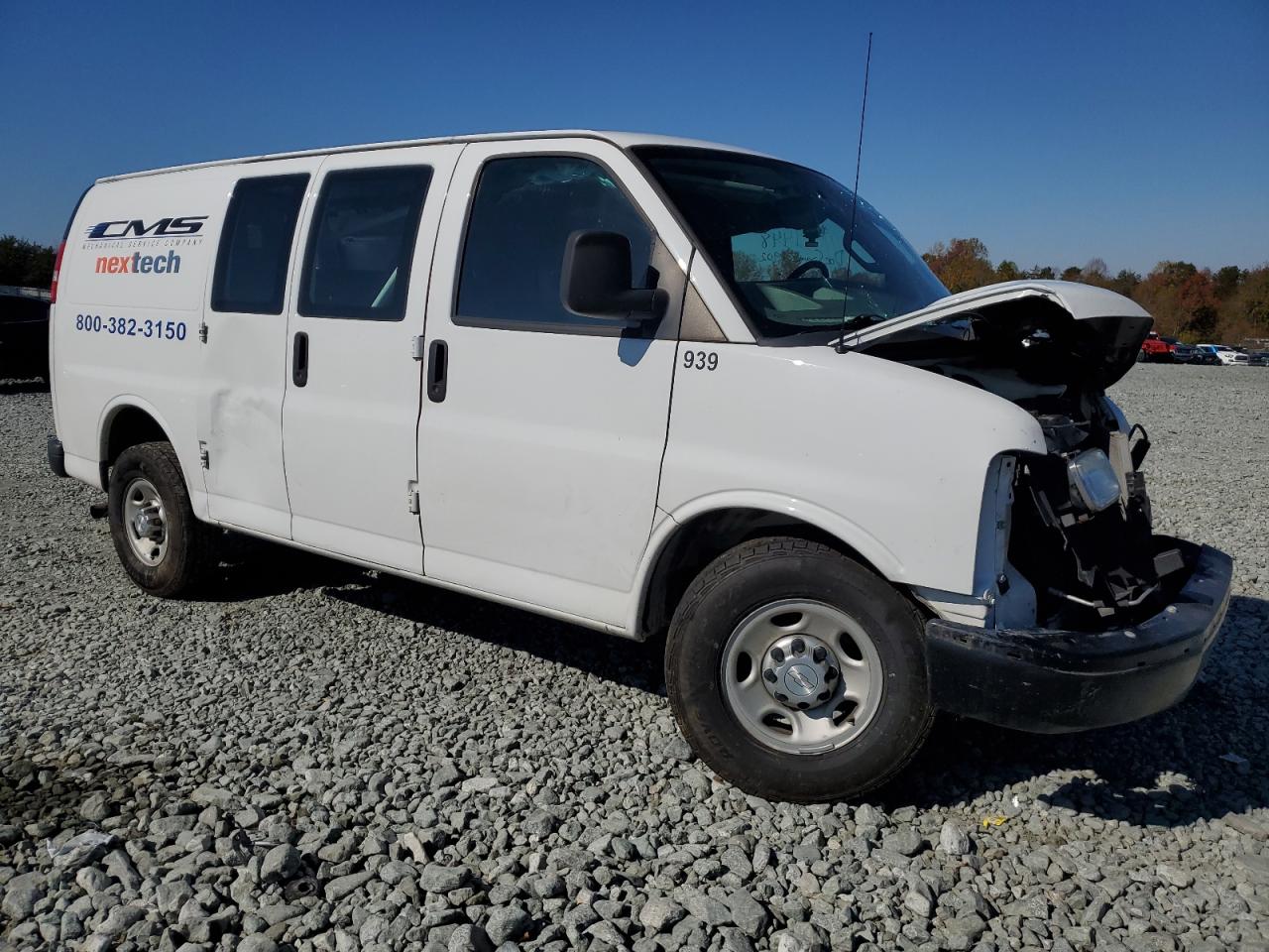 2017 CHEVROLET Express 2500 VIN 1GCWGAFFXH1307902 photo 4