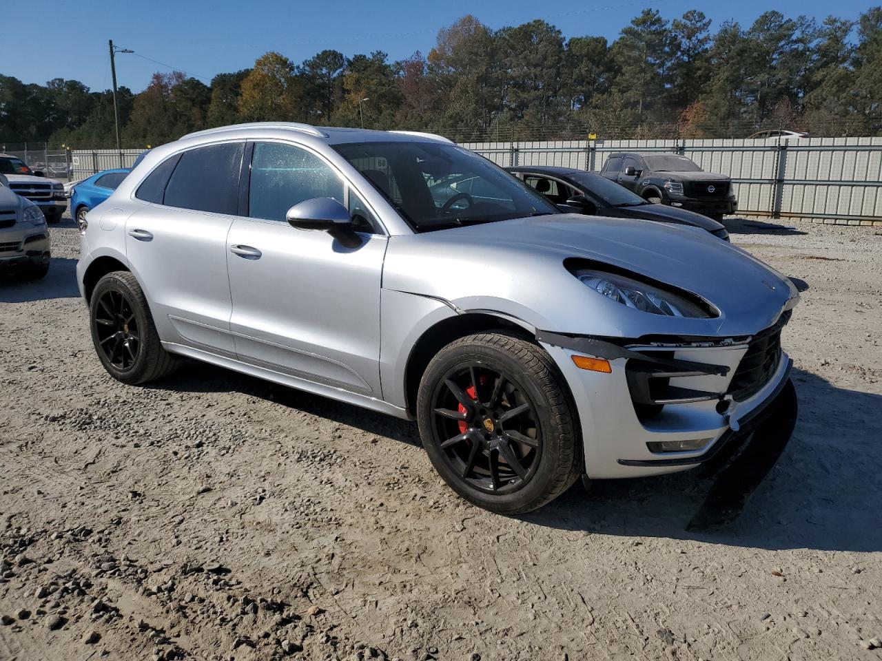 2015 Porsche Macan VIN WP1AF2A56FLB91602 photo 4