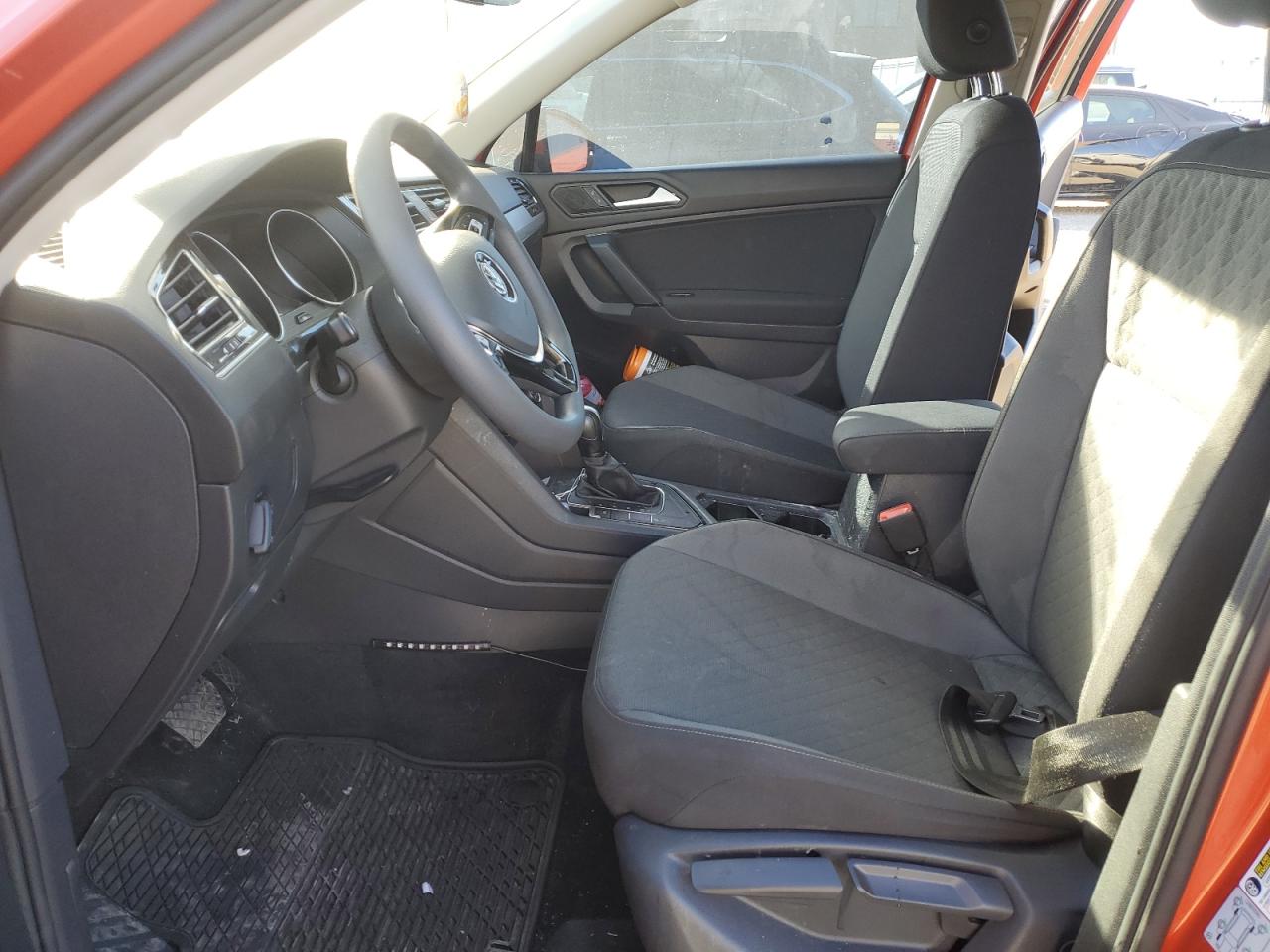 2019 VOLKSWAGEN Tiguan VIN 3VV1B7AX5KM103872 photo 7