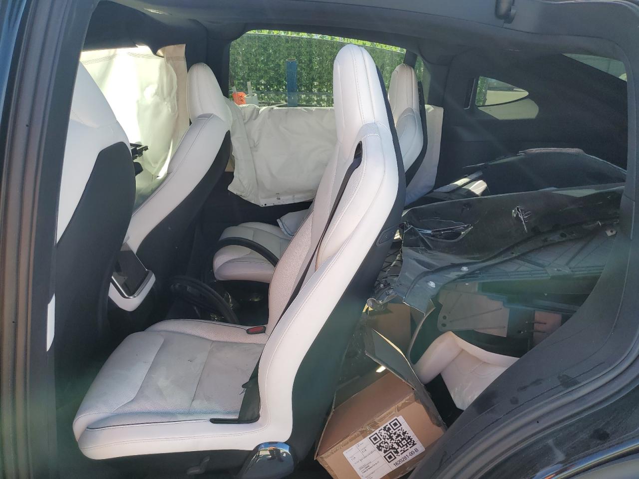 2022 TESLA Model x VIN 7SAXCBE6XNF353324 photo 11
